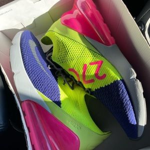 Nike Airmax 270 Flyknit